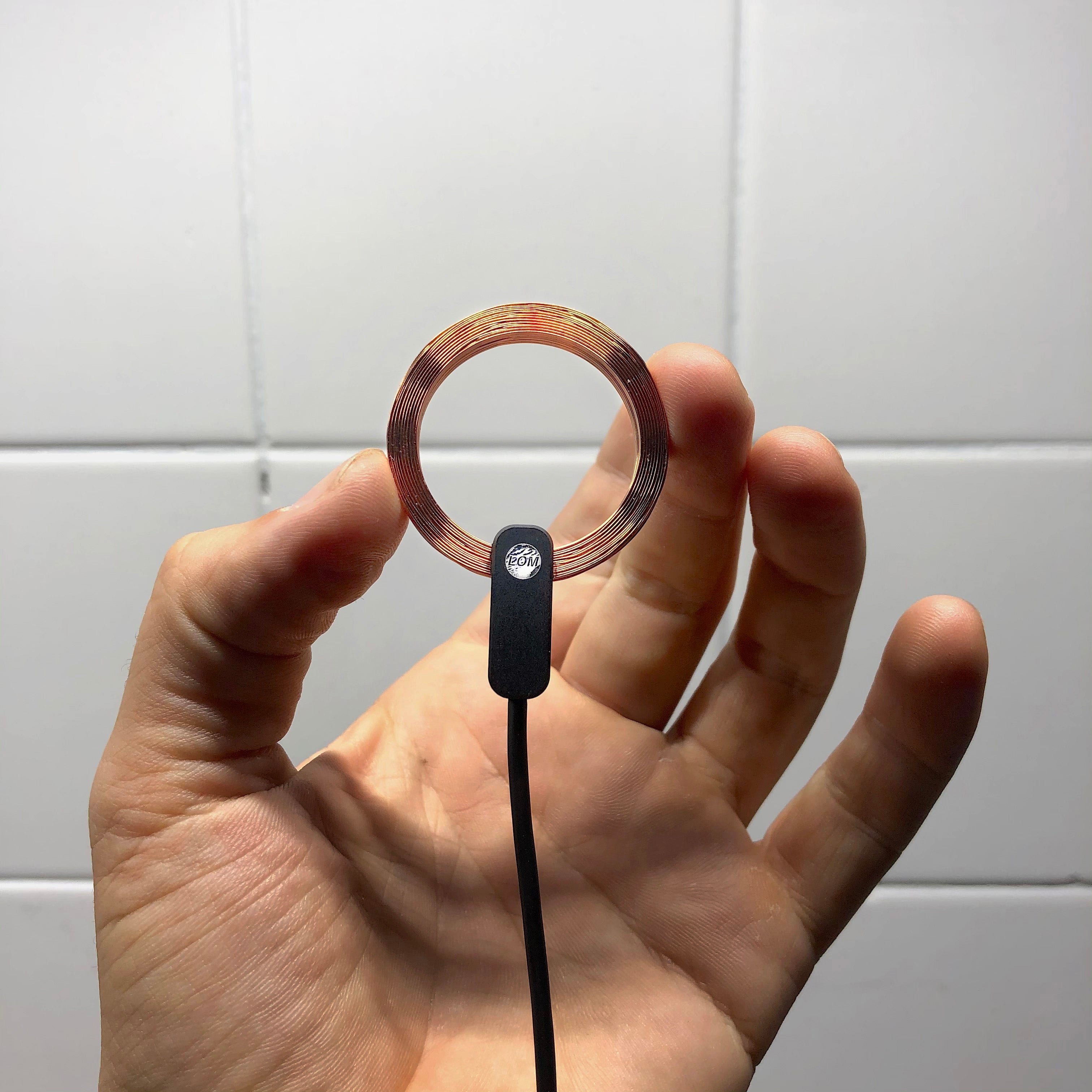 Elektroucho Pro – LOM